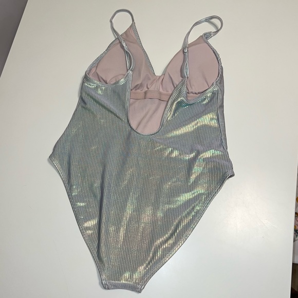 Xhilartion | Metallic One Piece | Ribbed | XL - Picture 4 of 6